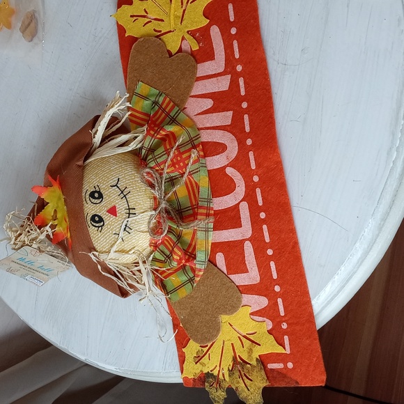 NWT Bundle of Thanksgiving Decor - Picture 3 of 10